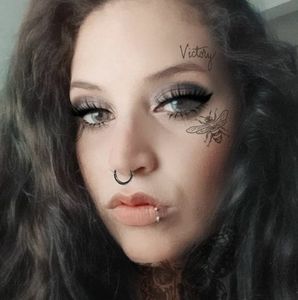 Meet your Posher, Destiny